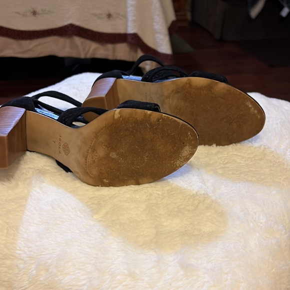 Isola Kaley Block Heel Shoes - Picture 5 of 5